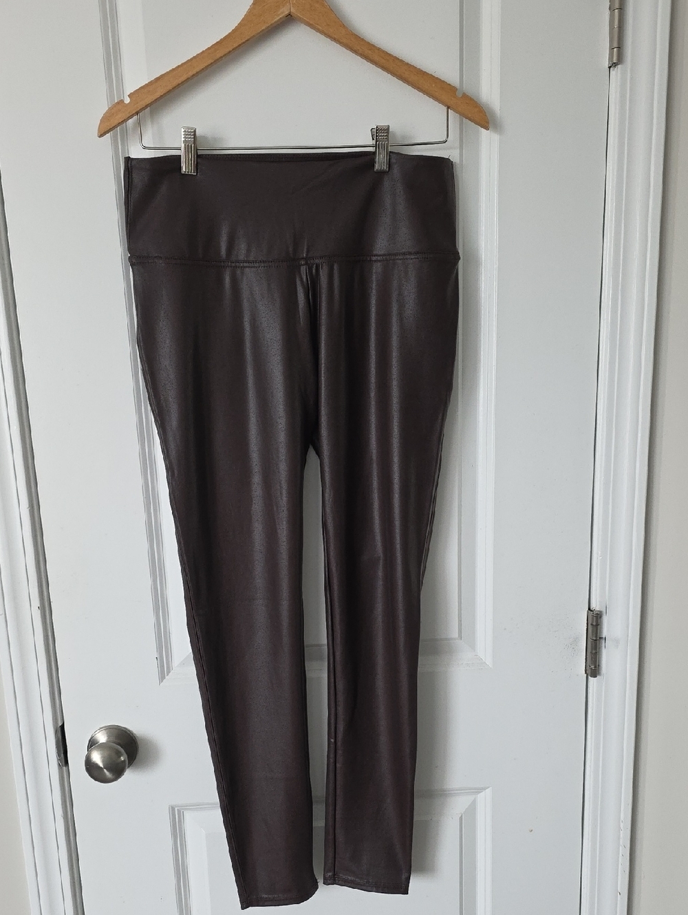 Time And Tru Leather Look Leggings Size Large